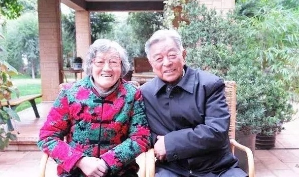 走进褚橙与褚时健交流互动